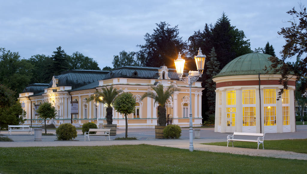 Dr. Adler Spa&Kurhotel Františkovy Lázně Exterior foto