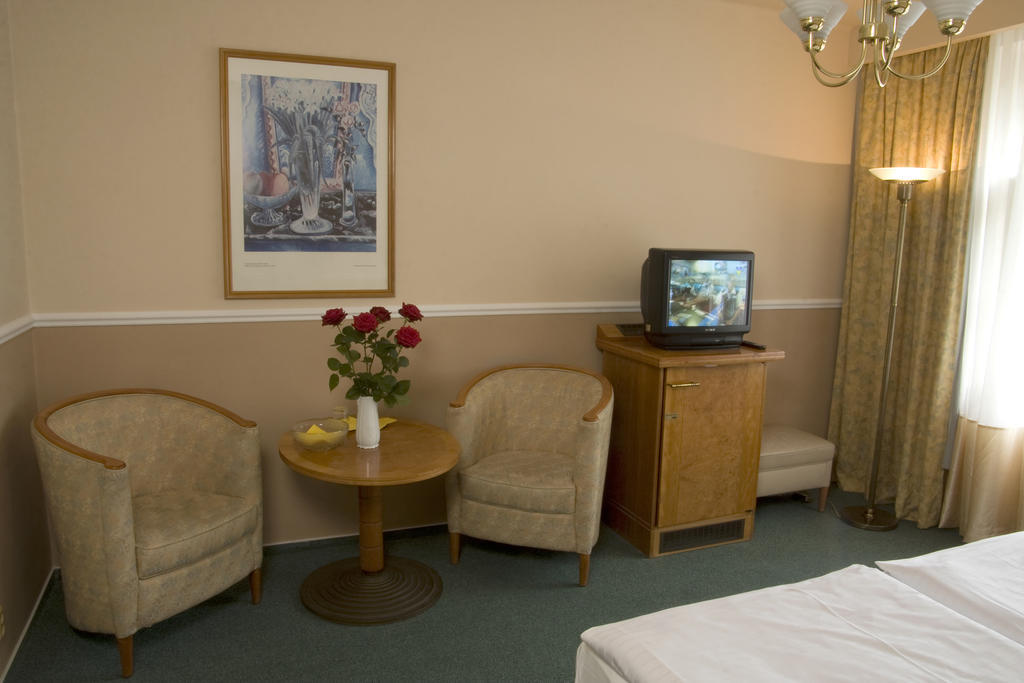 Dr. Adler Spa&Kurhotel Františkovy Lázně Zimmer foto