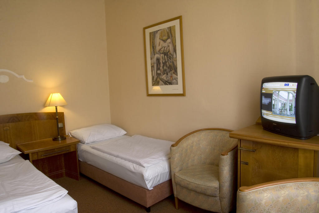 Dr. Adler Spa&Kurhotel Františkovy Lázně Zimmer foto