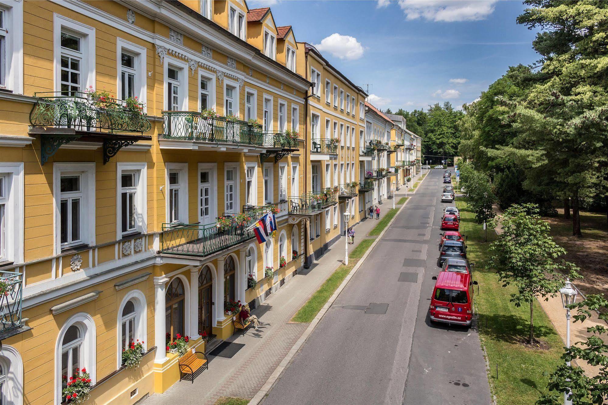 Dr. Adler Spa&Kurhotel Františkovy Lázně Exterior foto