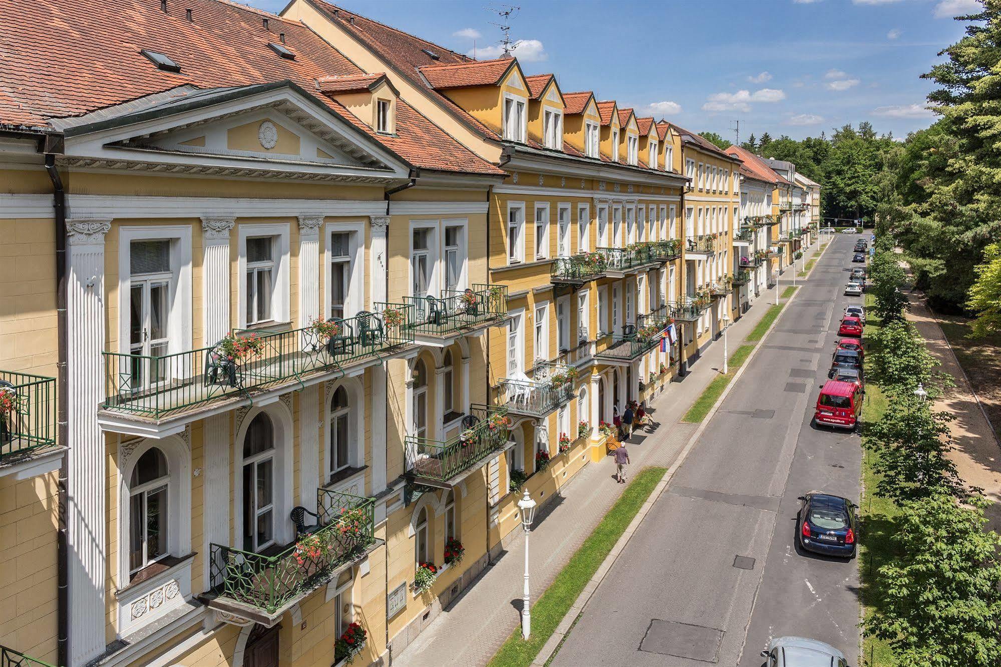 Dr. Adler Spa&Kurhotel Františkovy Lázně Exterior foto