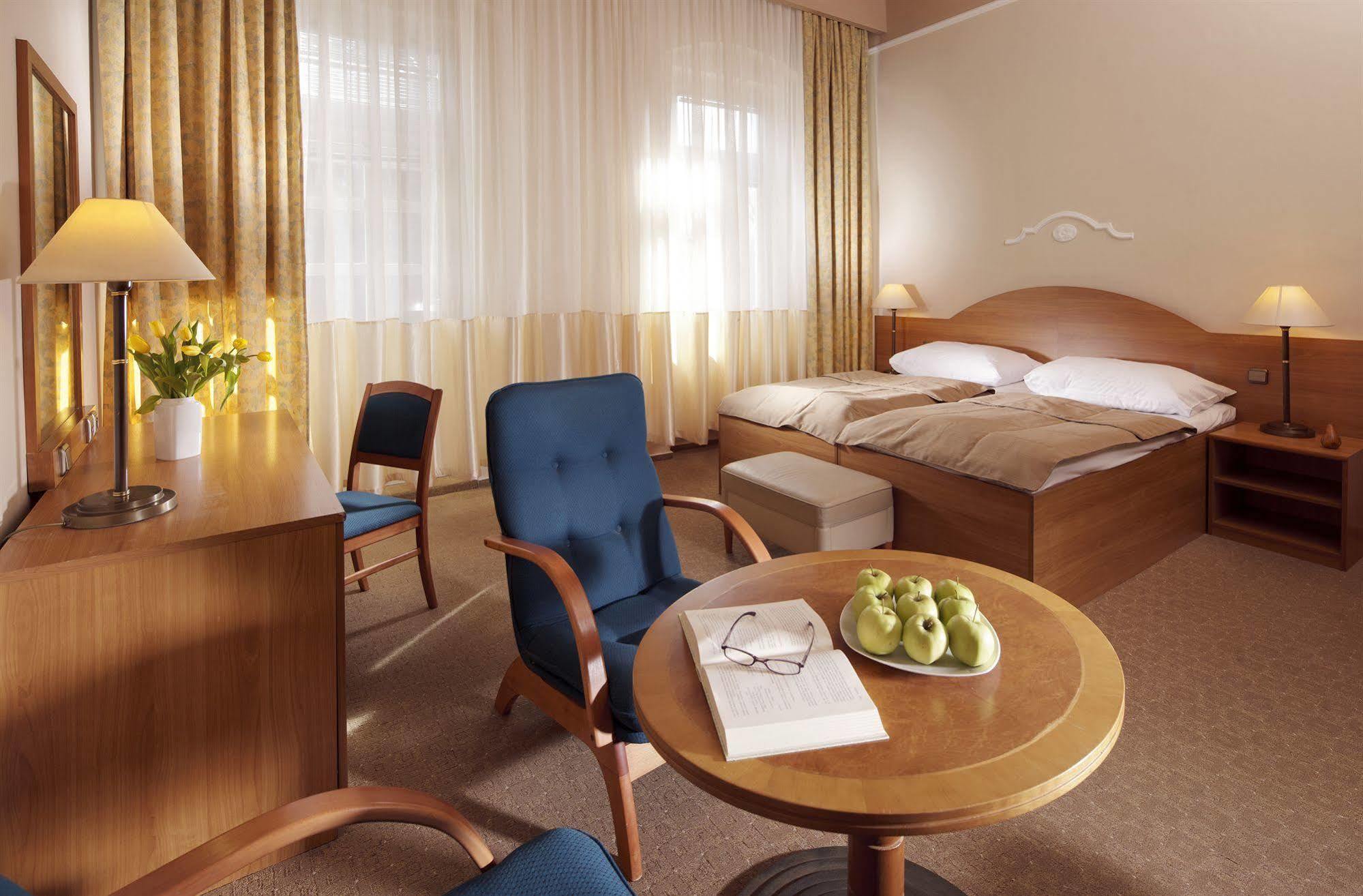 Dr. Adler Spa&Kurhotel Františkovy Lázně Exterior foto